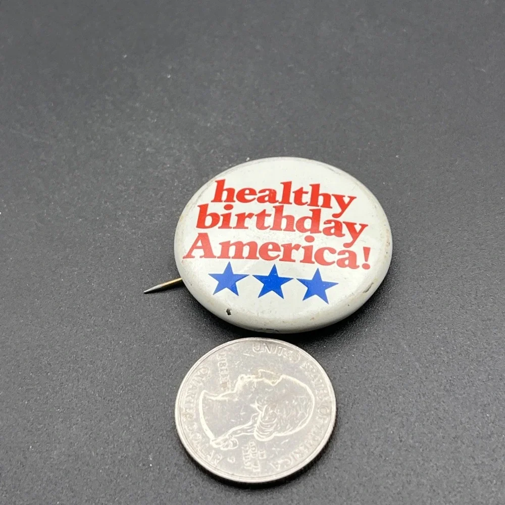 Healthy Birthday America! Button Pin‎